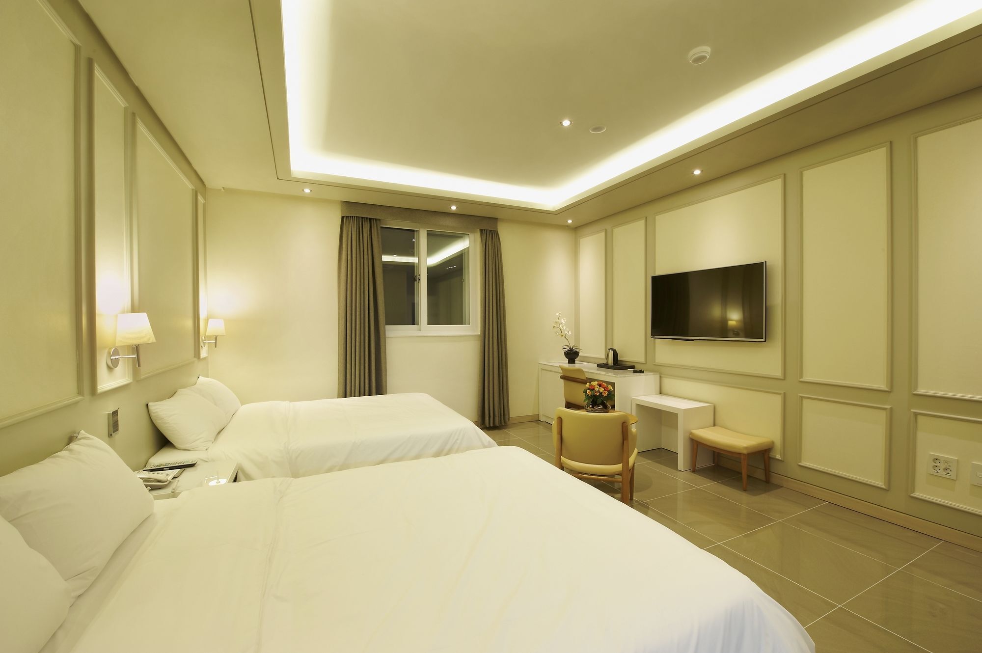 Hotel B Кванджу Экстерьер фото