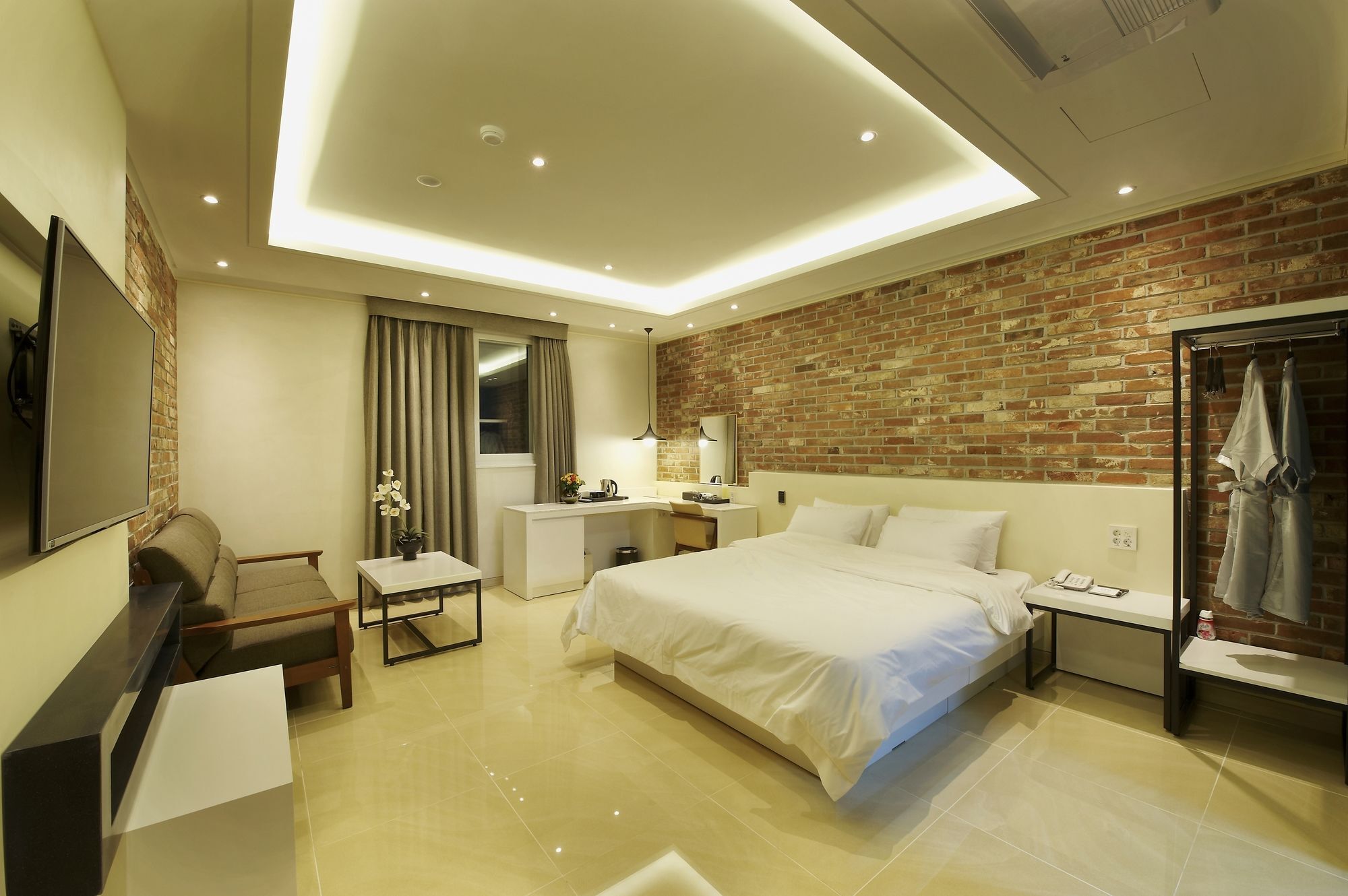 Hotel B Кванджу Экстерьер фото