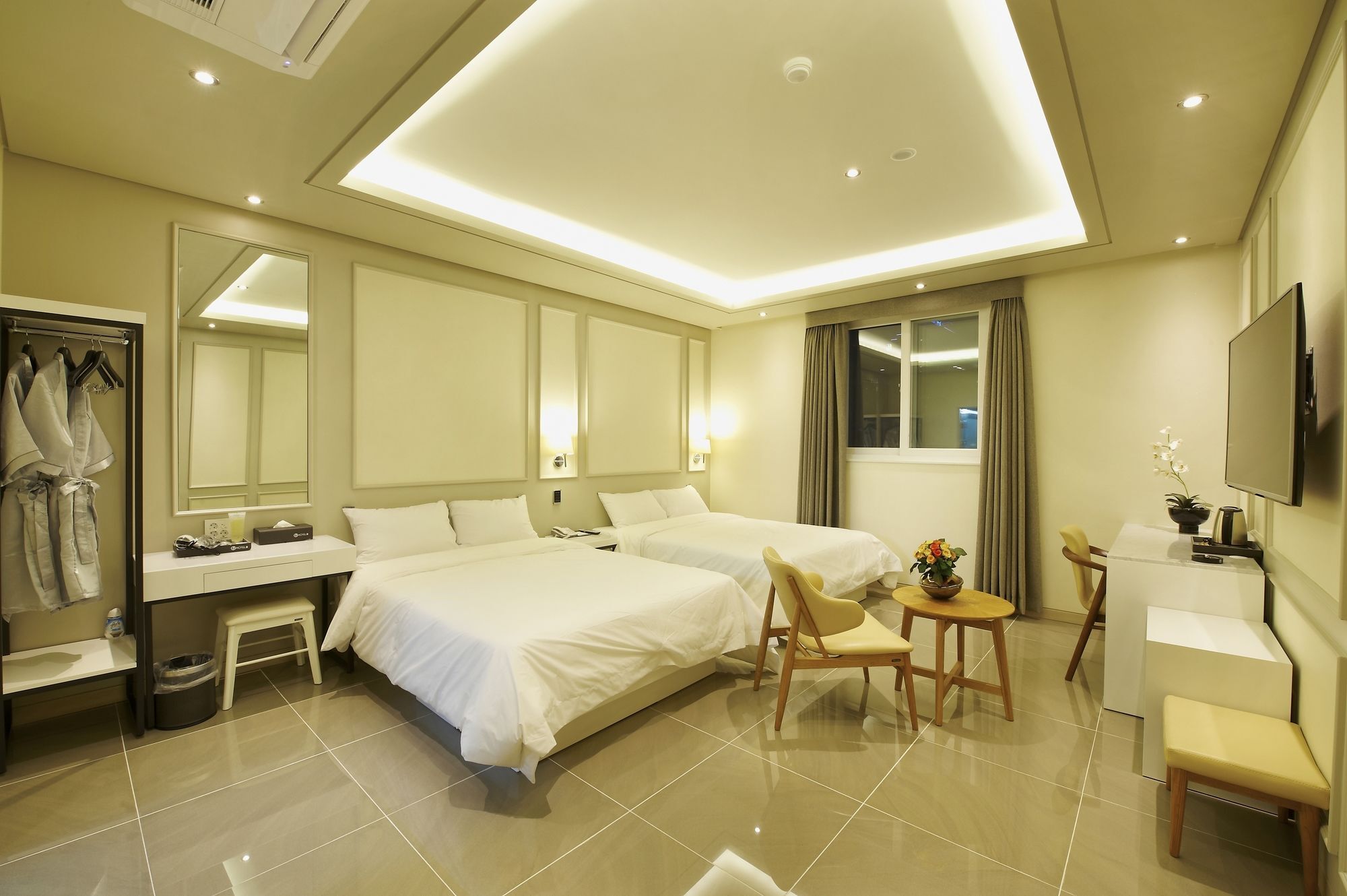 Hotel B Кванджу Экстерьер фото